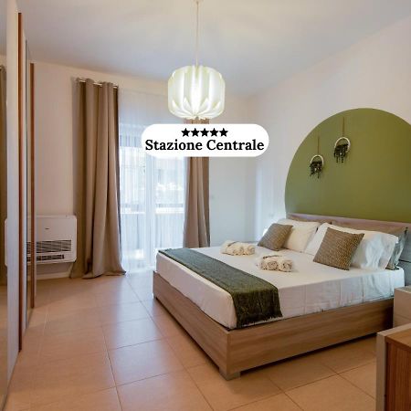 Suite Elegante Stazione Centrale Bari Esterno foto
