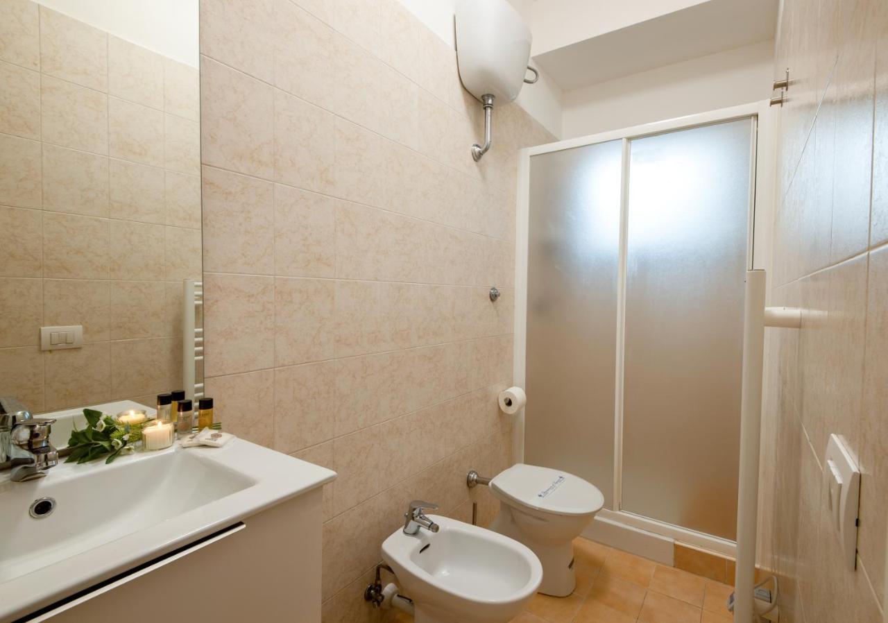 Suite Elegante Stazione Centrale Bari Esterno foto